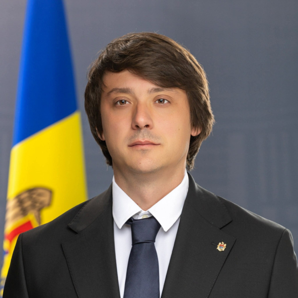 Alexandru Verșinin